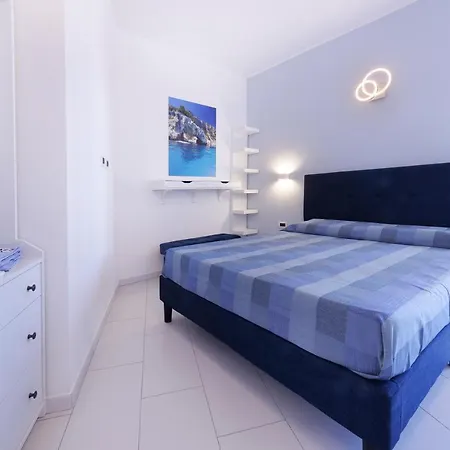Antonia Apartman *
